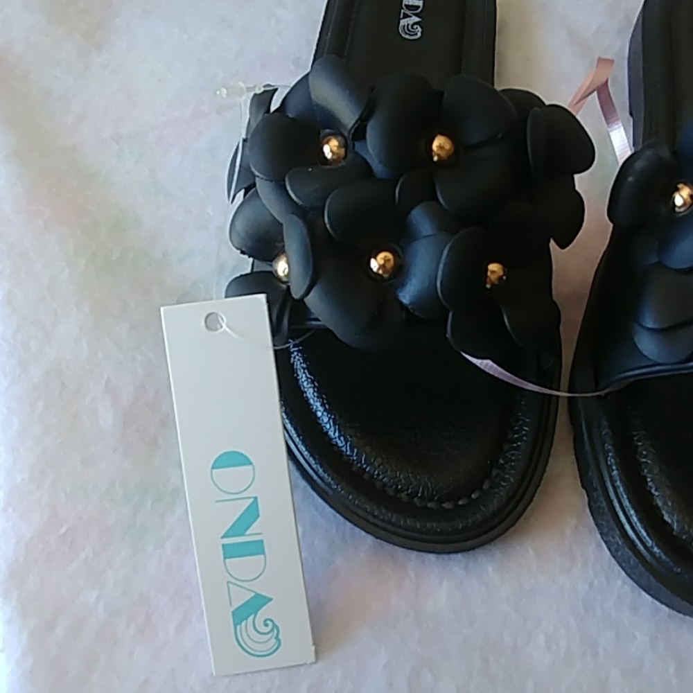 NWT ONDA girls sz 7 slides - Picture 2 of 5